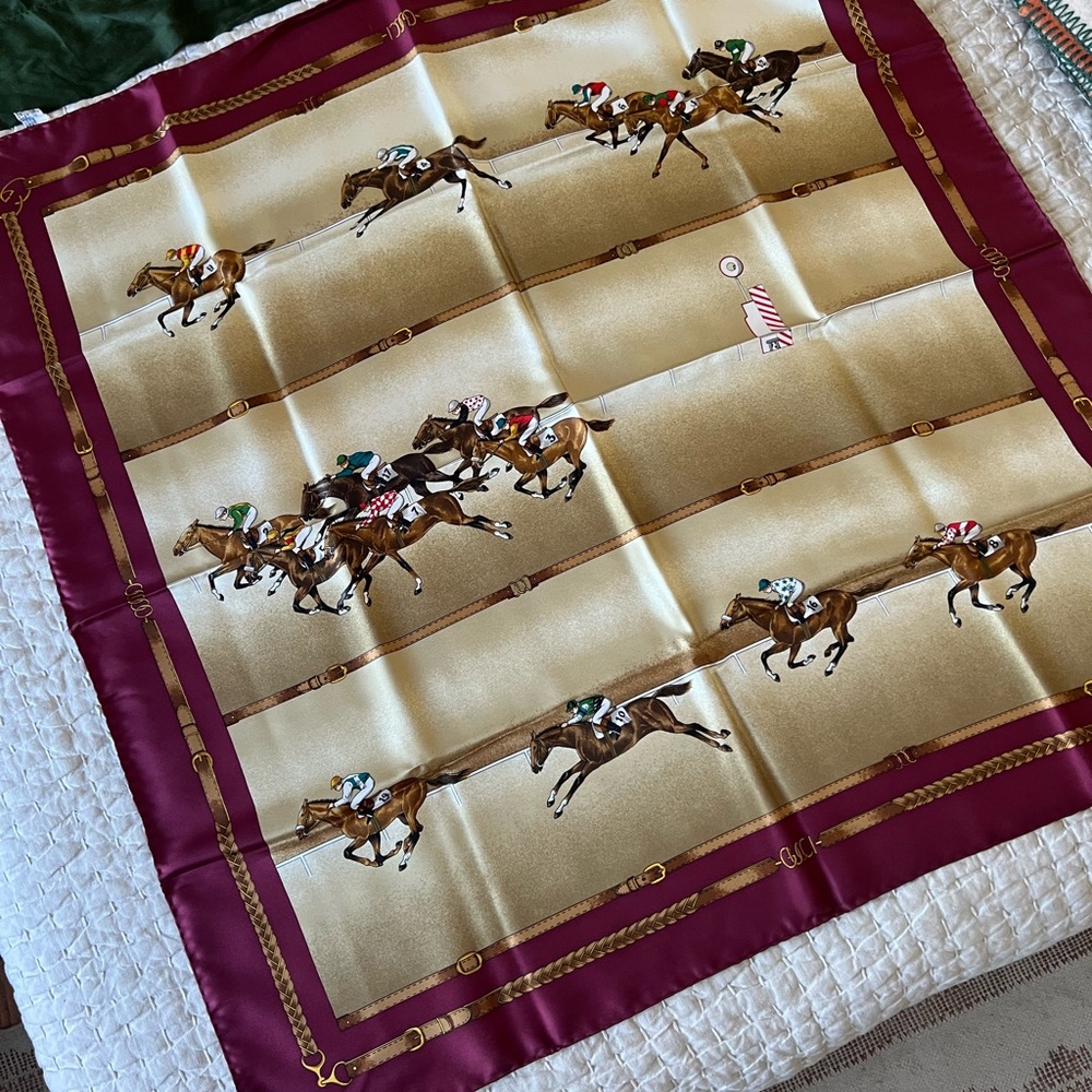 Vintage Gucci Silk Scarf – Racehorses